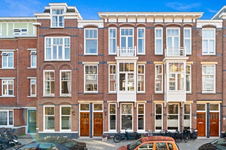 Van Weede van Dijkveldstraat 26, 'S-GRAVENHAGE